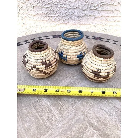 3 Miniature Native American Hand Woven Coiled Grass Seed Pots Papago Animals - Picture 13 of 13